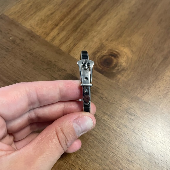 My Flat in London Bright Belt Clasp Bracelet - Picture 5 of 6